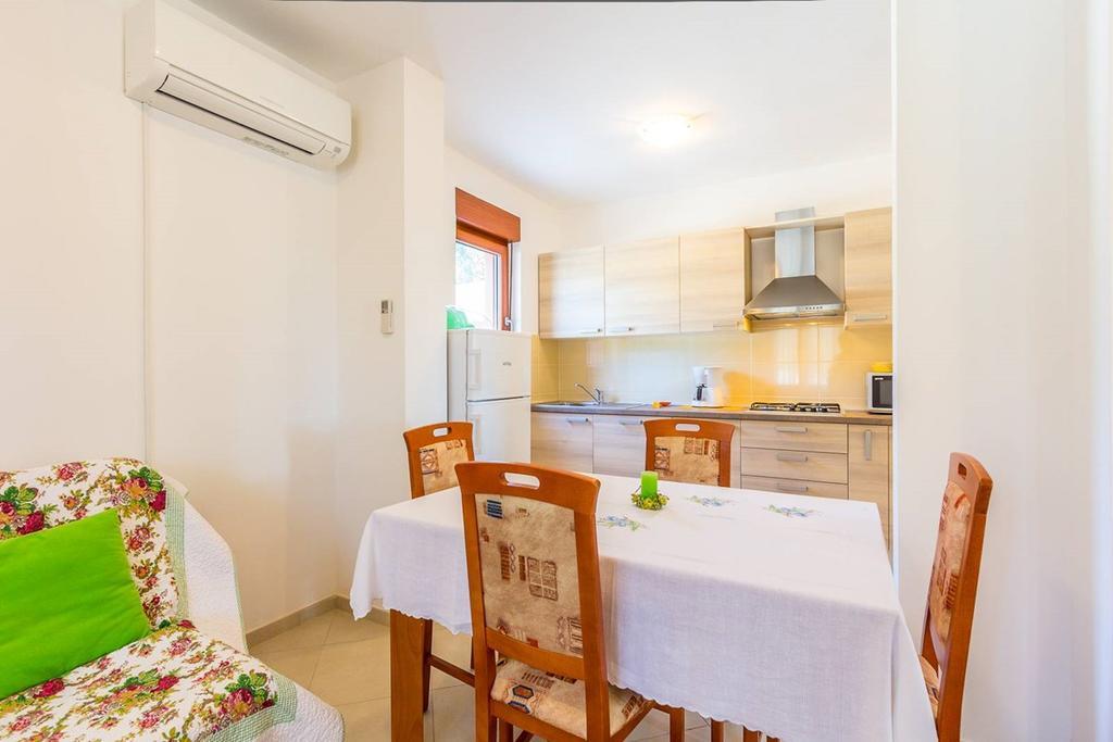 Apartments Racchi Банджоле Экстерьер фото